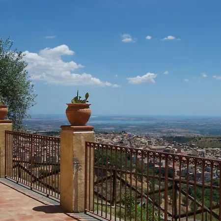 Belvedere * Militello in Val di Catania